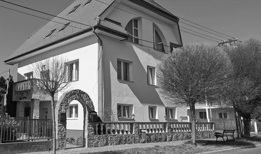 Amadeus Villa H�v�z