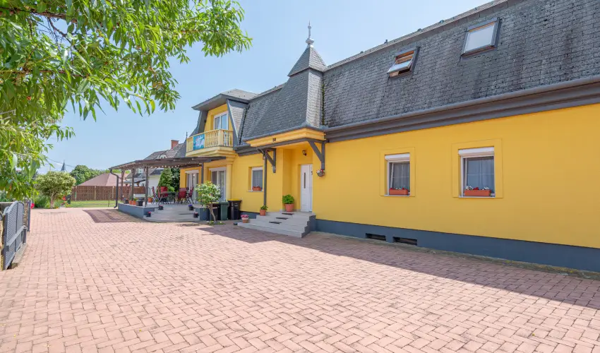 Borbla Vendghz Gyenesdis