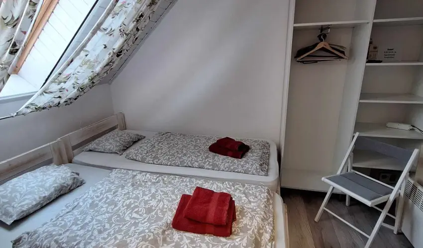 Gyulavez�r Lovasbirodalma Panzi�  Gyulakeszi