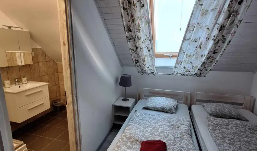 Gyulavez�r Lovasbirodalma Panzi�  Gyulakeszi