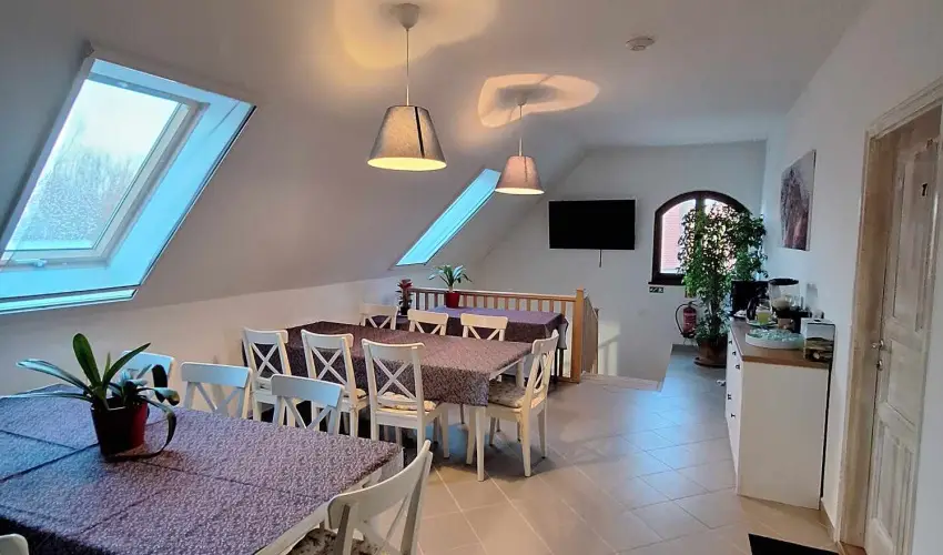 Gyulavez�r Lovasbirodalma Panzi�  Gyulakeszi