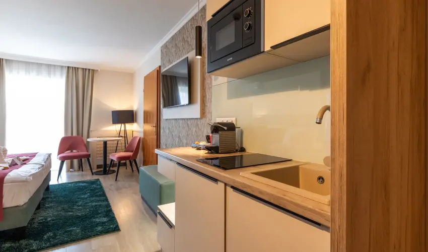 Holiday Club Apartman Hotel H�v�z H�v�z