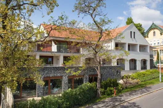 Hotel Bonvino Wine & Spa, Badacsony, Keszthely - 23 km