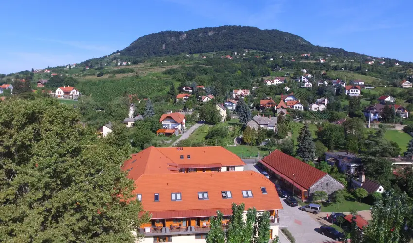 Hotel Halszkert Badacsony