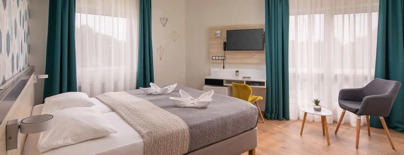 Kristly Hotel Keszthely - Napi rak flpanzis elltssal (1 jtl)