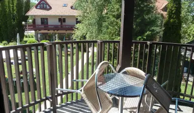 Zsanett Hotel Balatonkeresztr