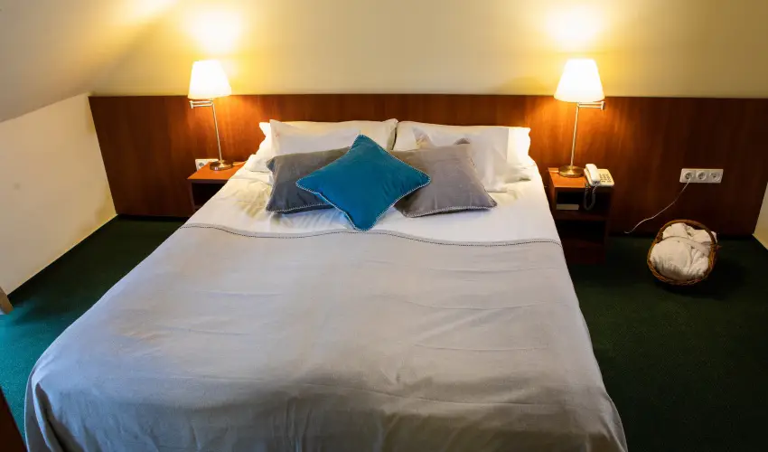 Zsanett Hotel Balatonkeresztr