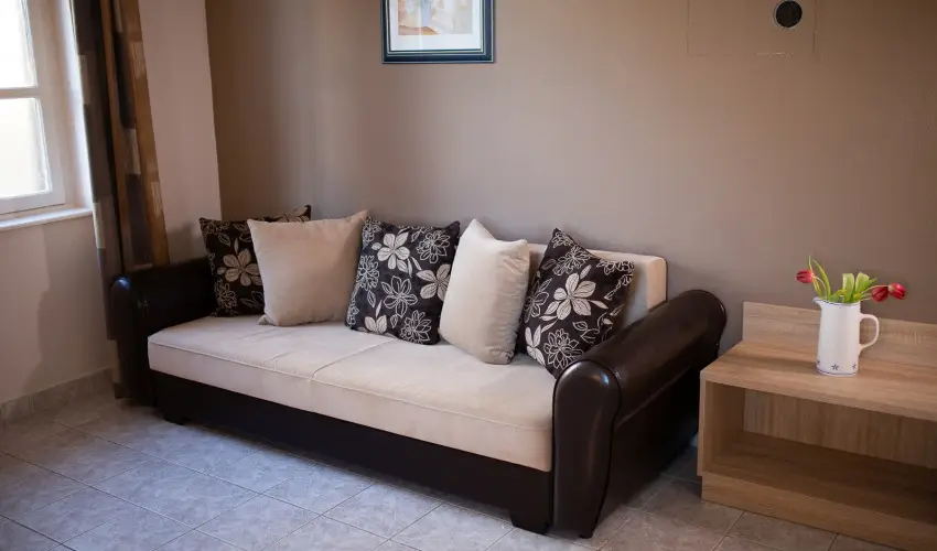 Zsanett Hotel Balatonkeresztr