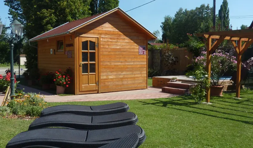 Zsanett Hotel Balatonkeresztr