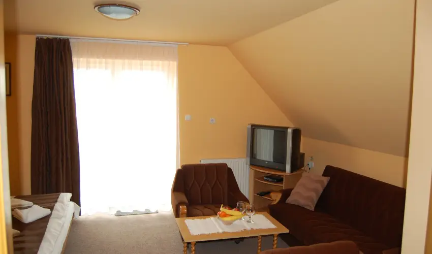 Judit Panzi Tapolca-Gyulakeszi