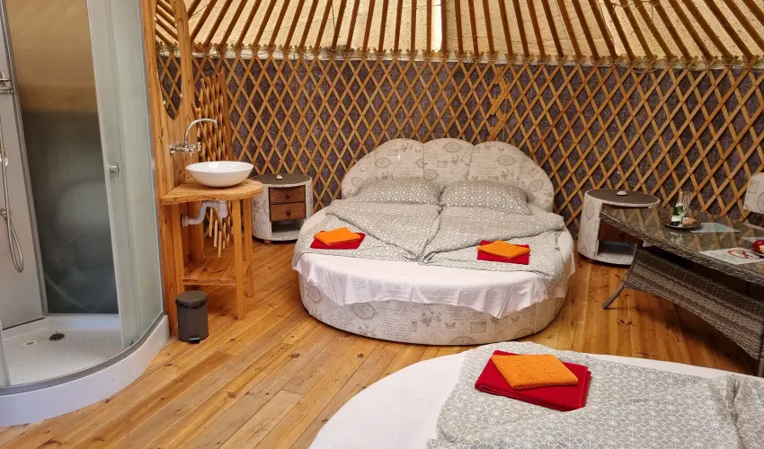 Jurta Spirit Hotel Balatongyrk