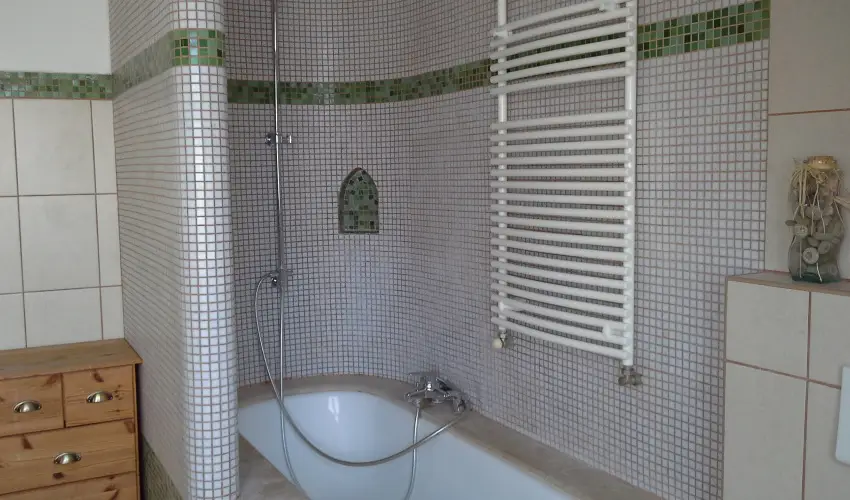 Malom-t� Vend�gh�z Tapolca