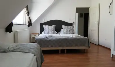 Malom-t� Vend�gh�z Tapolca