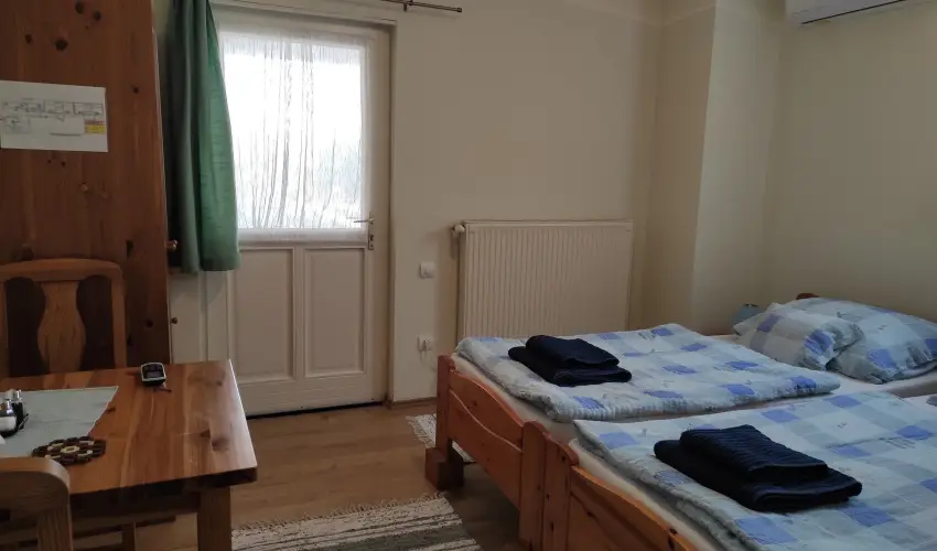 Montana Vendégház Balatonederics