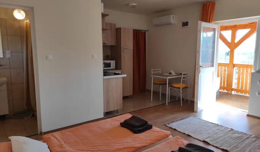 Montana Vendégház Balatonederics