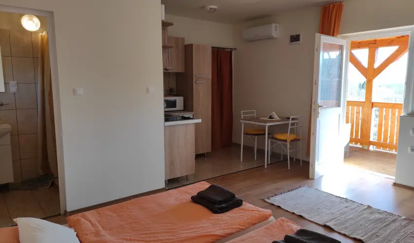 Montana Vendégház Balatonederics