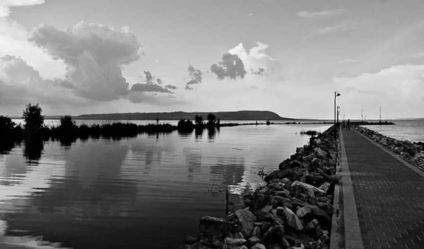 Port �tterem & Panzi� Balatonm�riaf�rd�