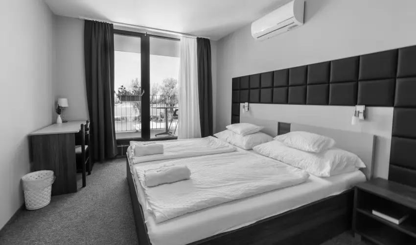 Port �tterem & Panzi� Balatonm�riaf�rd�