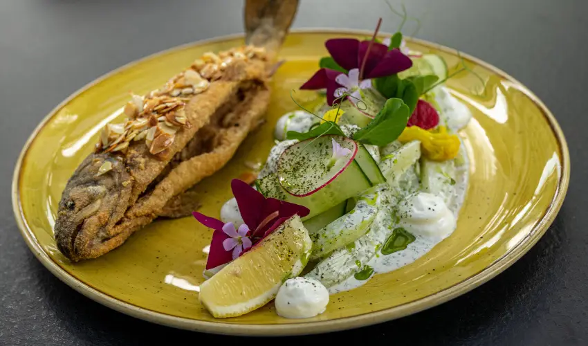 Port Étterem & Panzió Balatonmáriafürdő