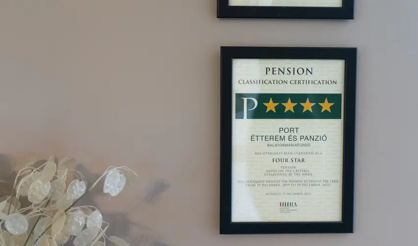 Port Étterem & Panzió Balatonmáriafürdő