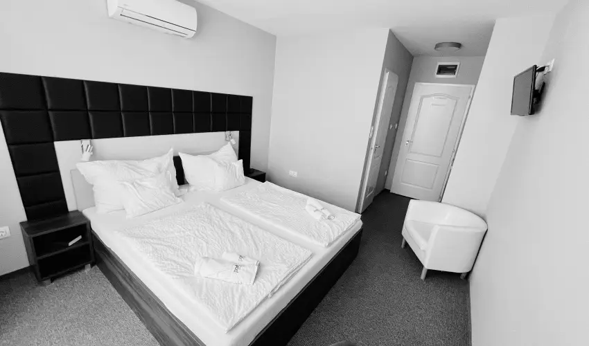 Port �tterem & Panzi� Balatonm�riaf�rd�