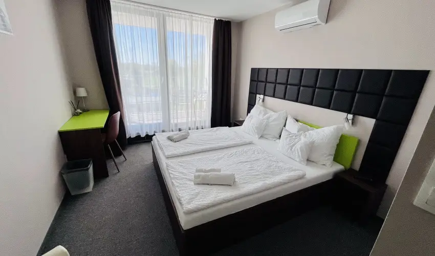 Port Étterem & Panzió Balatonmáriafürdő