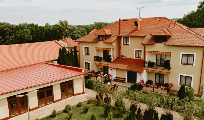 Szerencsemák Panzió Kehidakustány