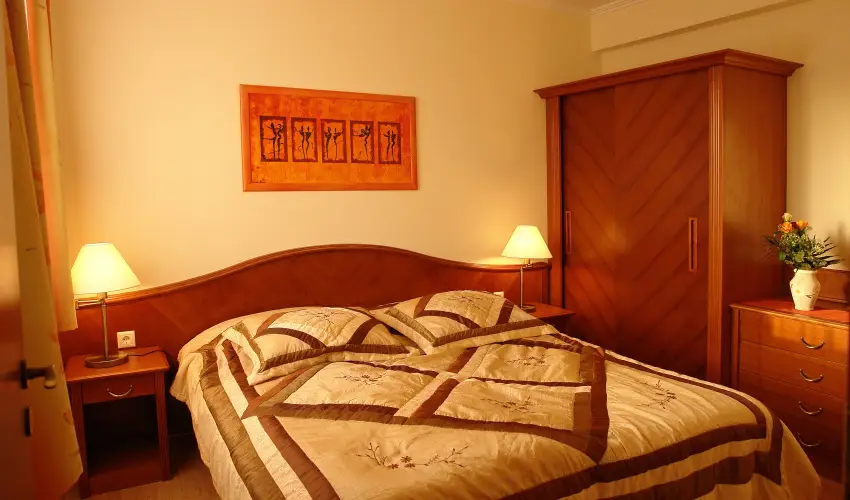 Szerencsemák Panzió Kehidakustány