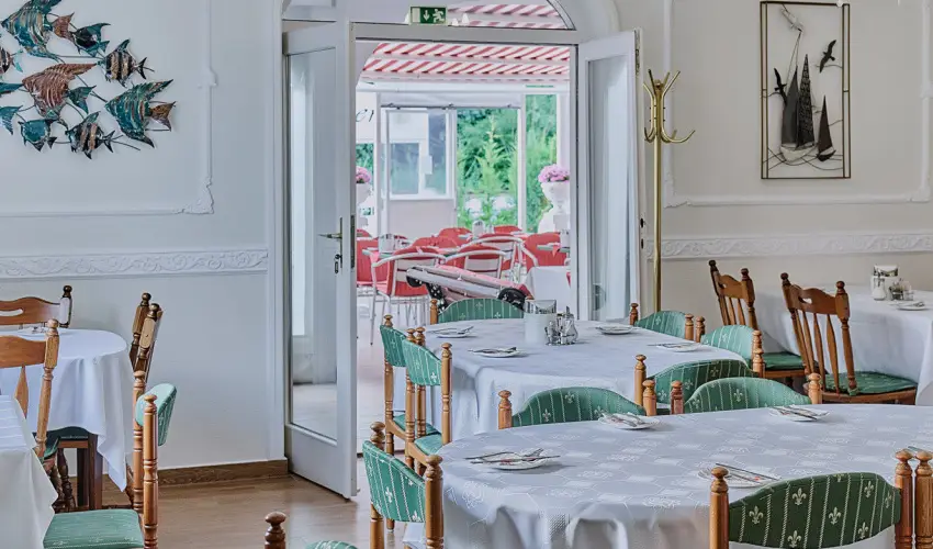 Tokajer Wellness Panzi� Keszthely
