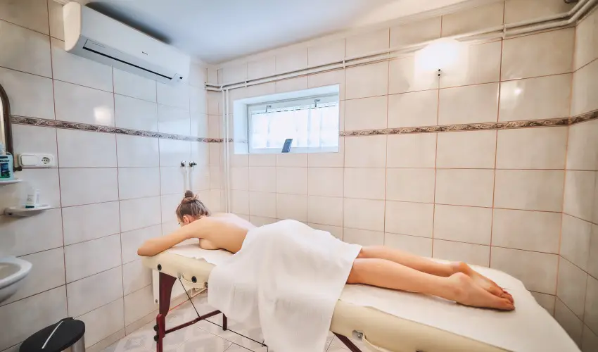 Tokajer Wellness Panzi� Keszthely