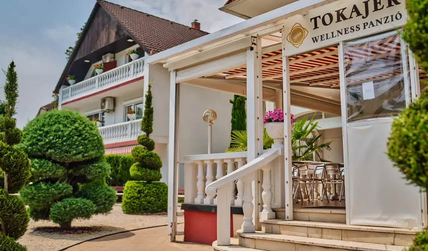 Tokajer Wellness Panzi� Keszthely