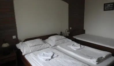 Viktor Bor- s Vendghz Balatonmriafrd