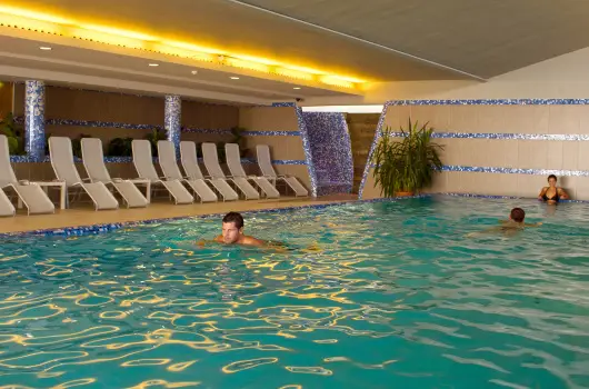 Zenit Hotel Balaton, Vonyarcvashegy, Keszthely - 5 km